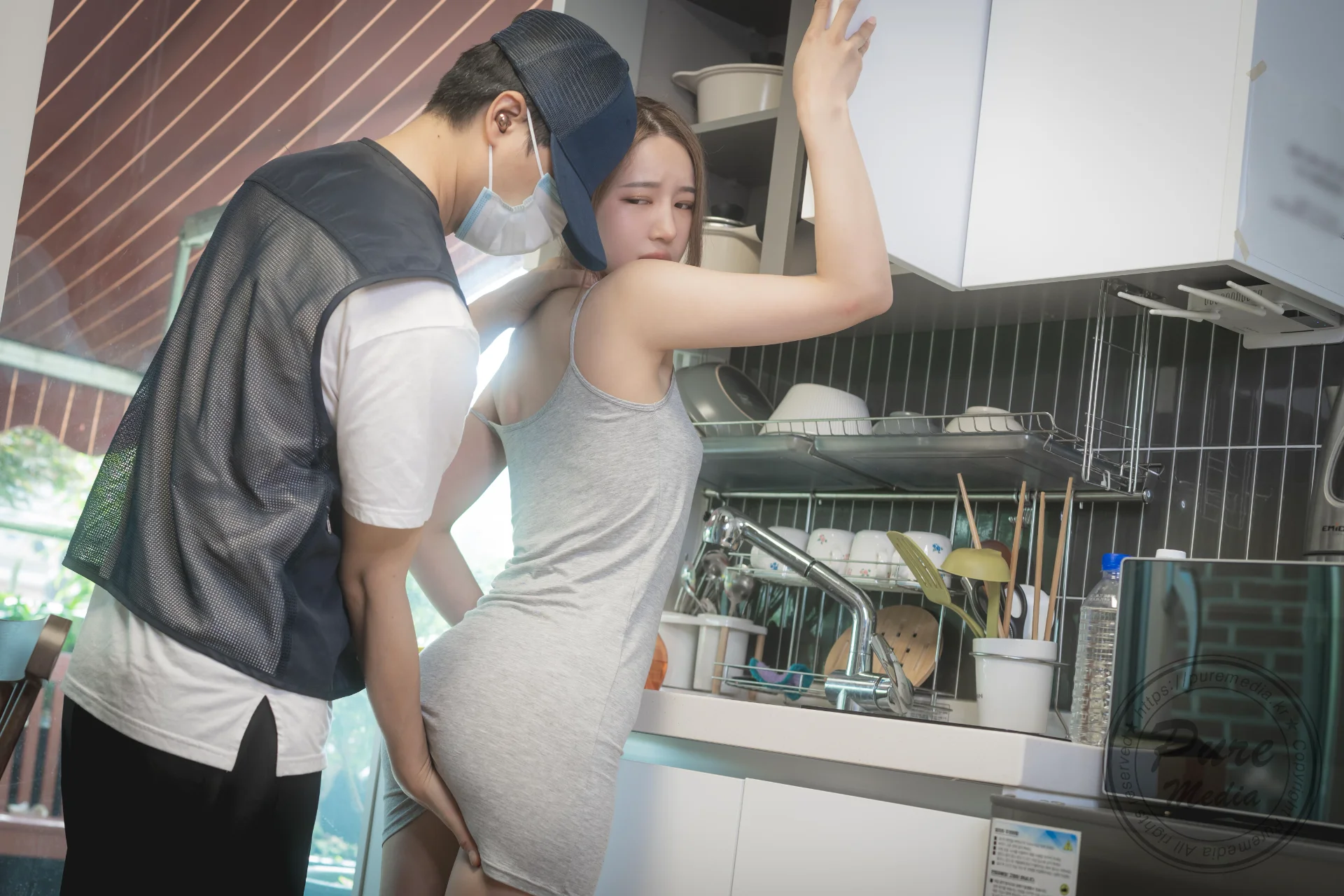Yeha Pure Media 249 第10张 0010_Yeha_Bad_delivery_guy_and_new_wife_vol.249_084.webp